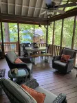 Newly furnished 3 bedroom 2 bath on the lake with covered dock