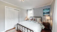 Old Hickory Lakefront home-lots of space for all-Nashville & Airport close