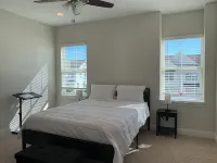 Cozy Southern Retreat #2: 3 Bedrooms with 3.5 Baths, Near Square & Ole Miss