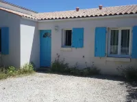 House 100 m from the beach Hotels in Saint-Pierre-d'Oleron