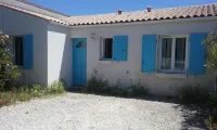 House 100 m from the beach