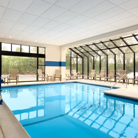 DoubleTree by Hilton Hartford - Bradley Airport