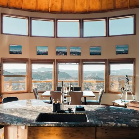 Luxury Off-Grid Yurt: Hot Tub, Epic Views, WiFi, 10 Mins from Cripple Creek!