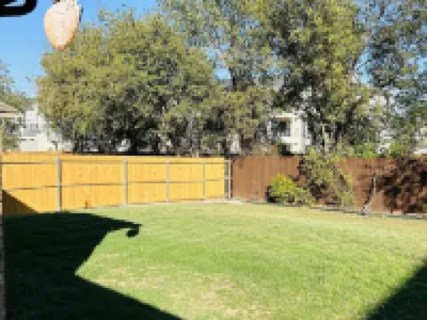 Charming Luxury Convenience Spacious Home Burleson バーレソンのホテル