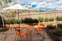 New and Modern; Historic District home with Ski Mtn Views,  A/C, walk to Plaza