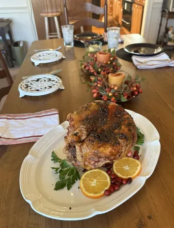 Quaint Country Cottage, Mountain Views, VT/Radford/VA Families Haven!