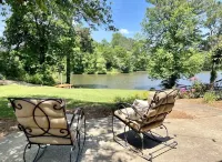 Hot tub*Prvt Lake*Land*Nature* up to14.ppl - Weddings/Retreats Rates Hotels near Walmart Pharmacy