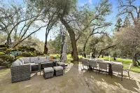 2.5 Acre Folsom Lake Resort 6 Rooms Host 18