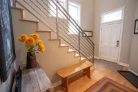 "Charming 3 Br Old Town Retreat. Steps from Historic Main Street"