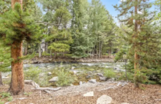 Streamside Retreat w/Creek and Mountain Views-Private Hot Tub overlooking creek