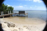 NEPTUNES END - 4 Bedrooms / 3 Bathrooms Waterfront Retreat-  Pool & Sunset Views