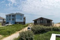 Semi-Oceanfront Ground Level Apt🌊 Basic, Beachside Living⛱Private Access Road