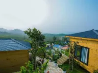 Wooden House Moc Chau Hotels in Van Son