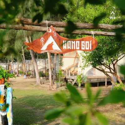 Hang Sói Glamping