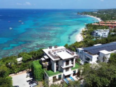 Kimpton GRAND ROATAN RESORT AND SPA by IHG Hotels in West Bay