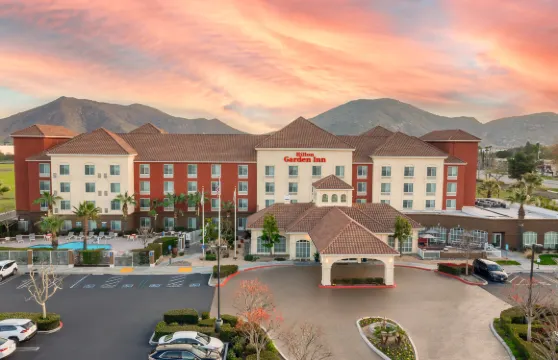 方塔納希爾頓花園酒店