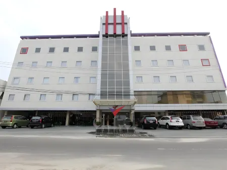 Cititel Hotel Pekanbaru Отели рядом с Аэропорт Симпанг-Тига