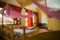 Lucky Guest House