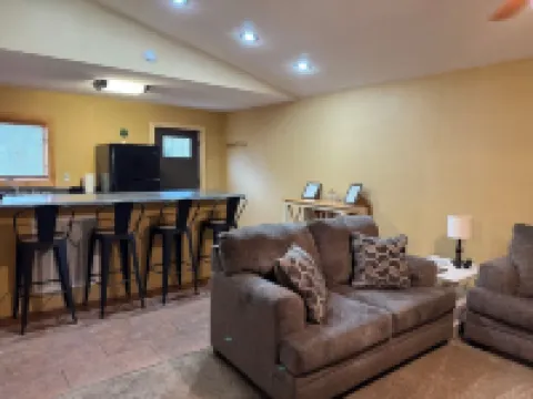 Trailhead Riverfront Cabin