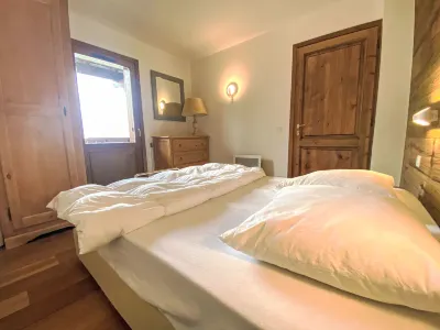 Les Grands Balcons Hotel dekat Les Gorges de la Diosaz