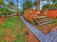 Tropical Lagoon Getaway: River View ~ Hot Tub