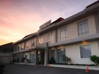 Hotel Sinar 3 Gedangan 호텔