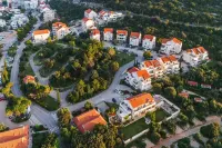 Pervanovo Apartments with Free Parking فنادق في دوبروفنيك