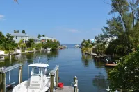Our Waterfront Home Is All Ready Just For You! Hotel a Holmes Beach