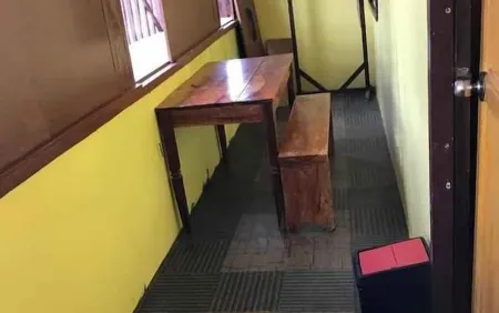 Luis Bay Travellers Lodge