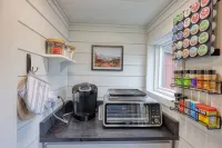 Rivah Retreat -River Front- Fishing -Hot tub