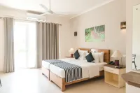 Twenty-Two Weligambay Hotels in Weligama