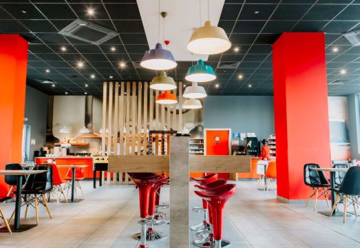 이비스 소피아 에어포트 호텔 이미지