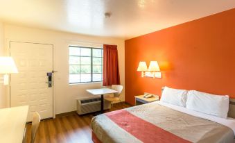 Motel 6 Redding, CA - North