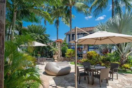 Sandi Hotel Отели рядом с достопримечательностью «Centro Cultural SESC Paraty»