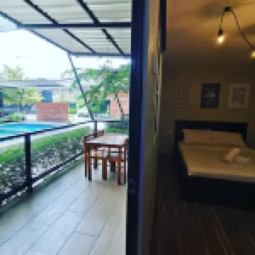 檳城 Head Batas 泳池邊佩塔帕丁小屋