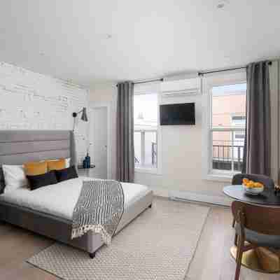 François-Denis Apartments Rooms