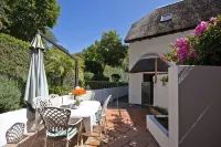 Plotsklaps Self Catering Cottage Hotels near Lakeside Centre