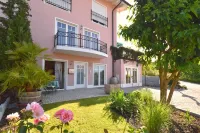 Lovely Flat in Deggendorf with Luxurious Furnishings with Southern Flair Отели рядом с достопримечательностью «Деггендорфская высшая техническая школа»