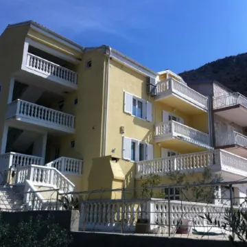 Apartments Villa Novak Отели в г. Слано