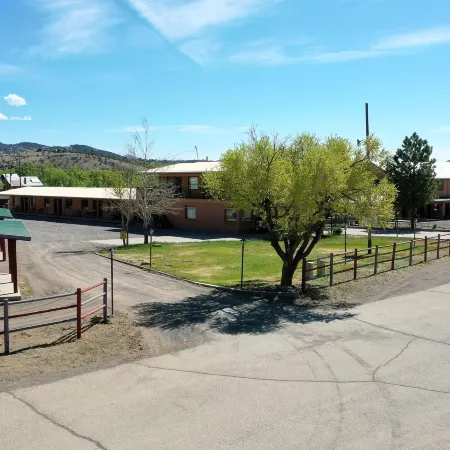 Rainbow Lodge