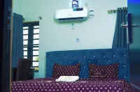 Top Crown Hotel and Suites Hotels in Loburo