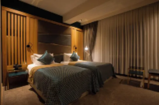 โจยานา โอเตล โรงแรมใน