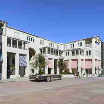 Breakers Plus Carriage House 4 Bedroom Home by RedAwning Hotel Exterior