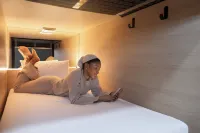 제드웰 캡슐 호텔, 피카딜리 서커스