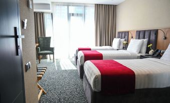 Landmark Hotel