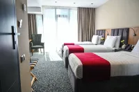 Landmark Hotel
