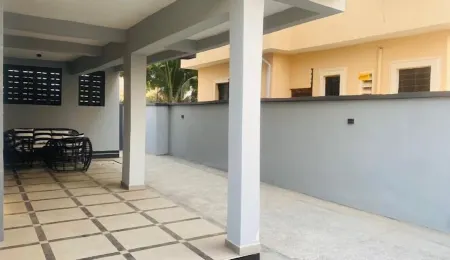 LV - 21 Apartments Отели рядом с Аэропорт Муртала Махаммед