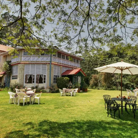 Hotel Chevron Rosemount, Ranikhet