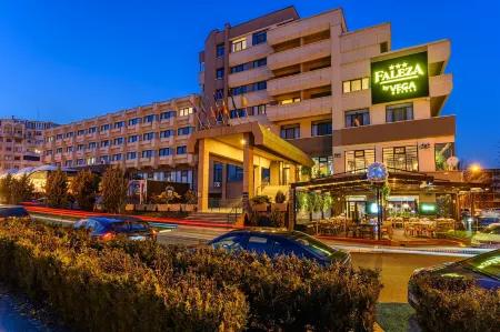 Faleza Hotel by Vega