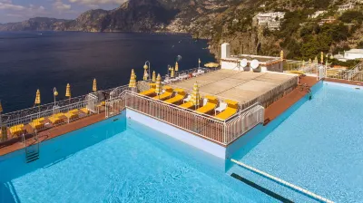 Tramonto d'Oro Hotels in Praiano